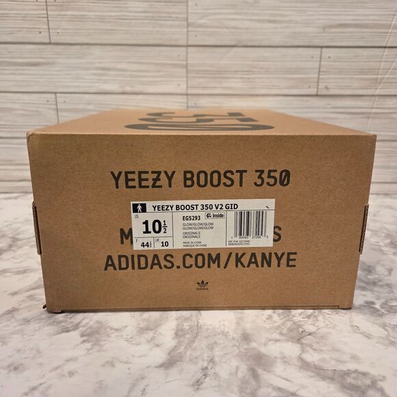 Adidas Yeezy Boost 350 V2 Glow Non-Reflective Men's 10.5 EG5293 - Picture 7 of 10